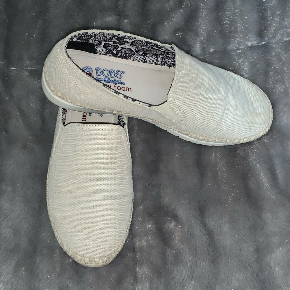 BOB Sketchers Memory Foam Neutral Sz 10